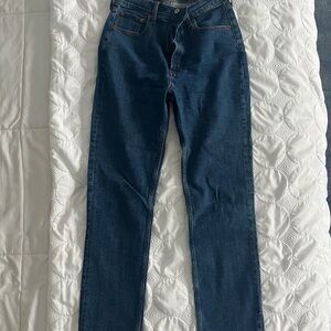 Abercrombie & Fitch Ultra High Rise Ankle Straight, 26/2L